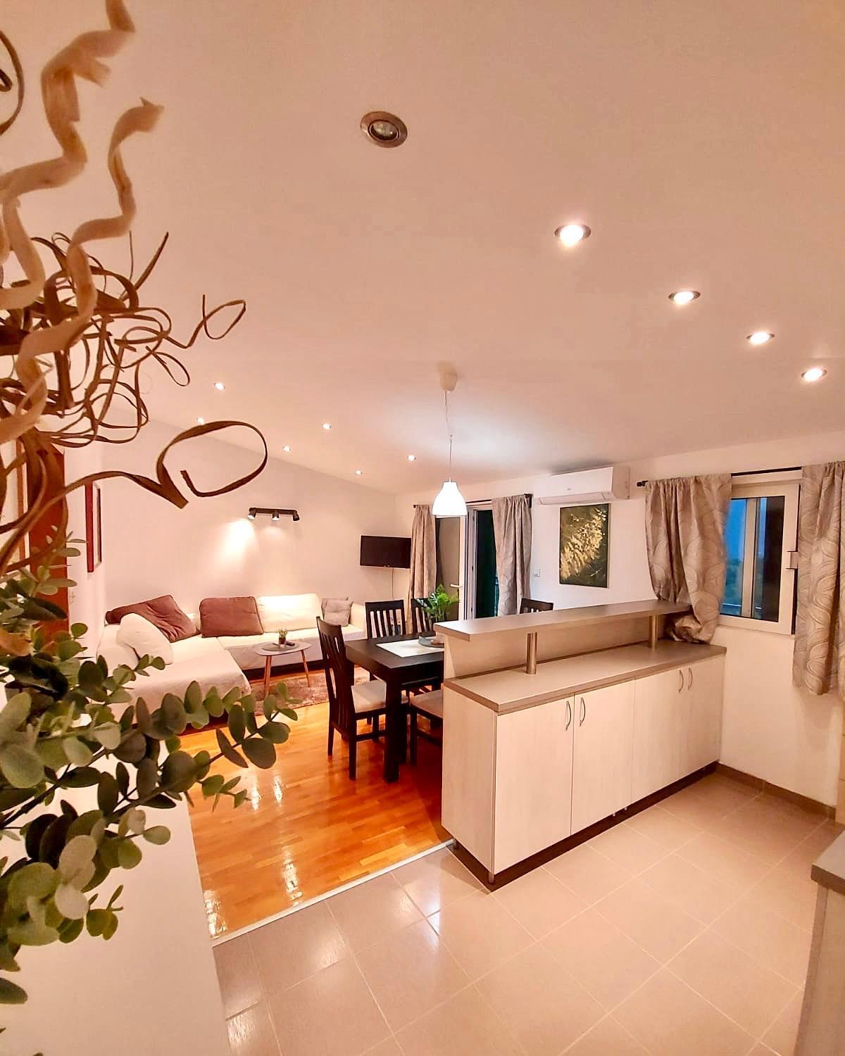 Villa Sagosde With Swimming Pool And Mini Golf Zagvozd Exterior photo